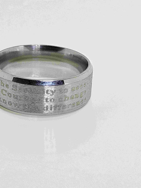 Ring mit Gelassenheitsgebet in english und dienstsymbol von NA