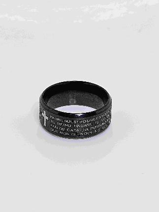 Ring mit dem "Vater unser" auf spanisch und eine Kreuz